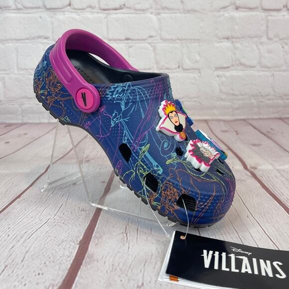 Crocs Classic x Disney Villains Clogs Kids Size 12 (207722-001) - Picture 2 of 10
